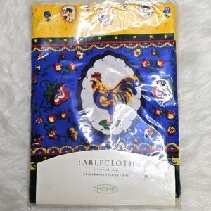 Home OVAL 60"x84" Rooster OVAL Tablecloth